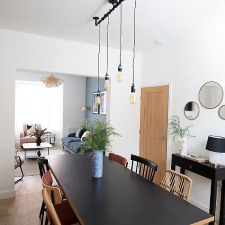 Sea Renity Villa Whitby Ngoại thất bức ảnh